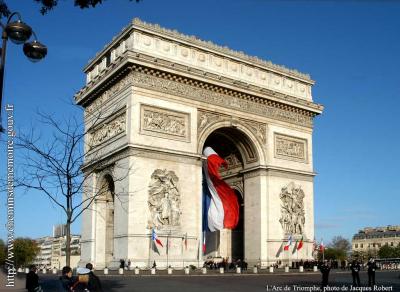 L'ARC DU TRIOMPHE